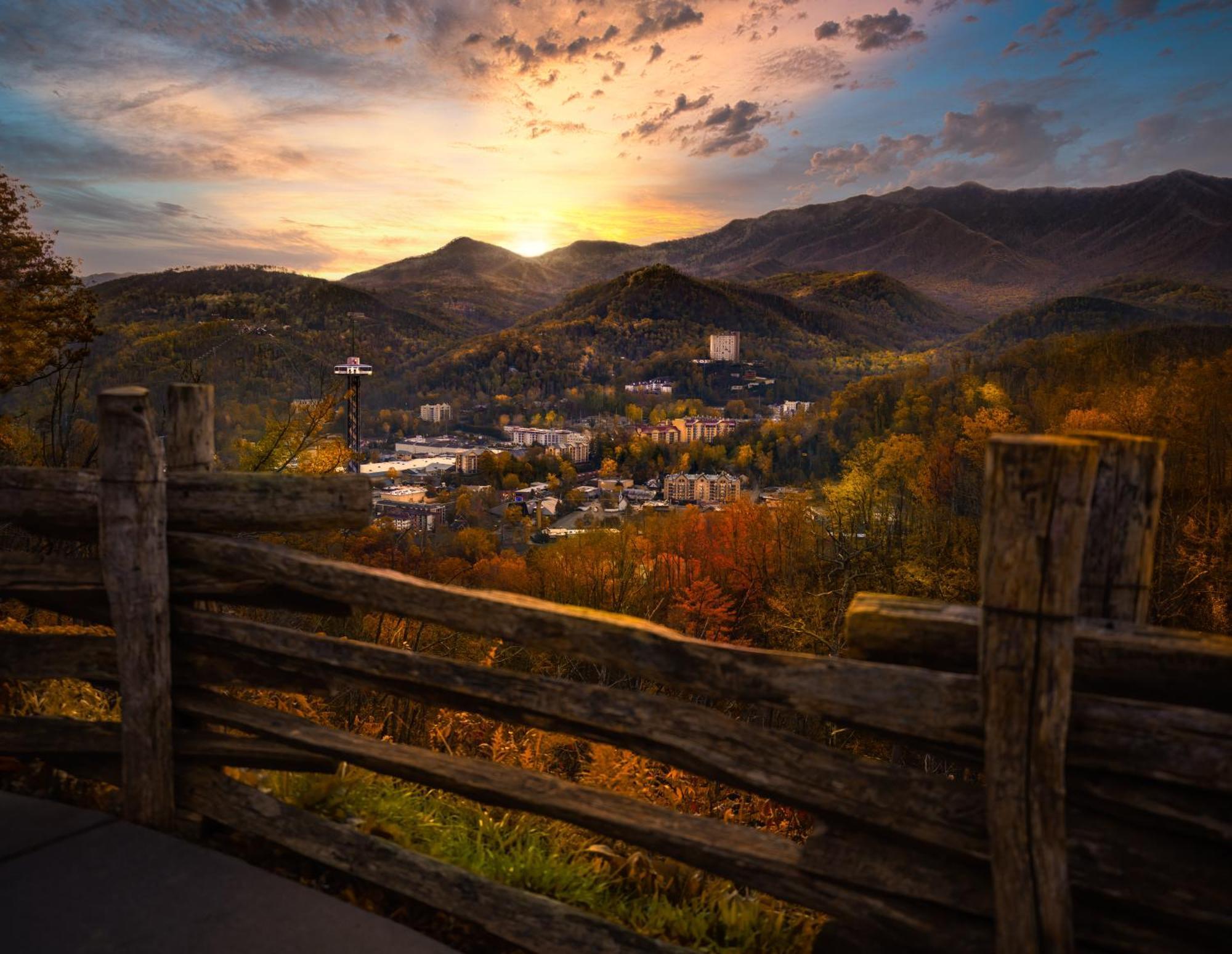 Endless View- Amazing Panoramic Mountain Views, Pool Access, Free Area Attraction Tickets Villa Sevierville Exterior photo